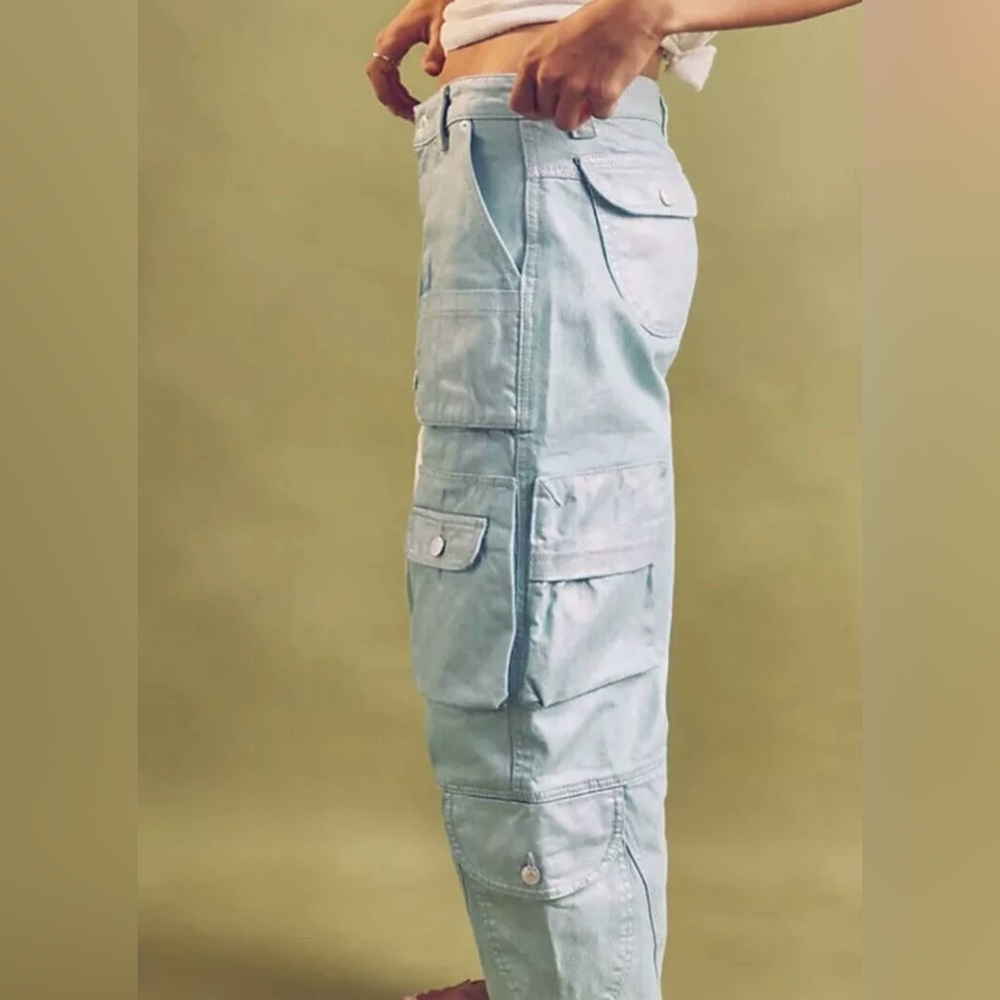 Free People We The Free Lap of Luxury Barrel Cargo Jeans Women’s Size 29 NWT - Picture 2 of 13